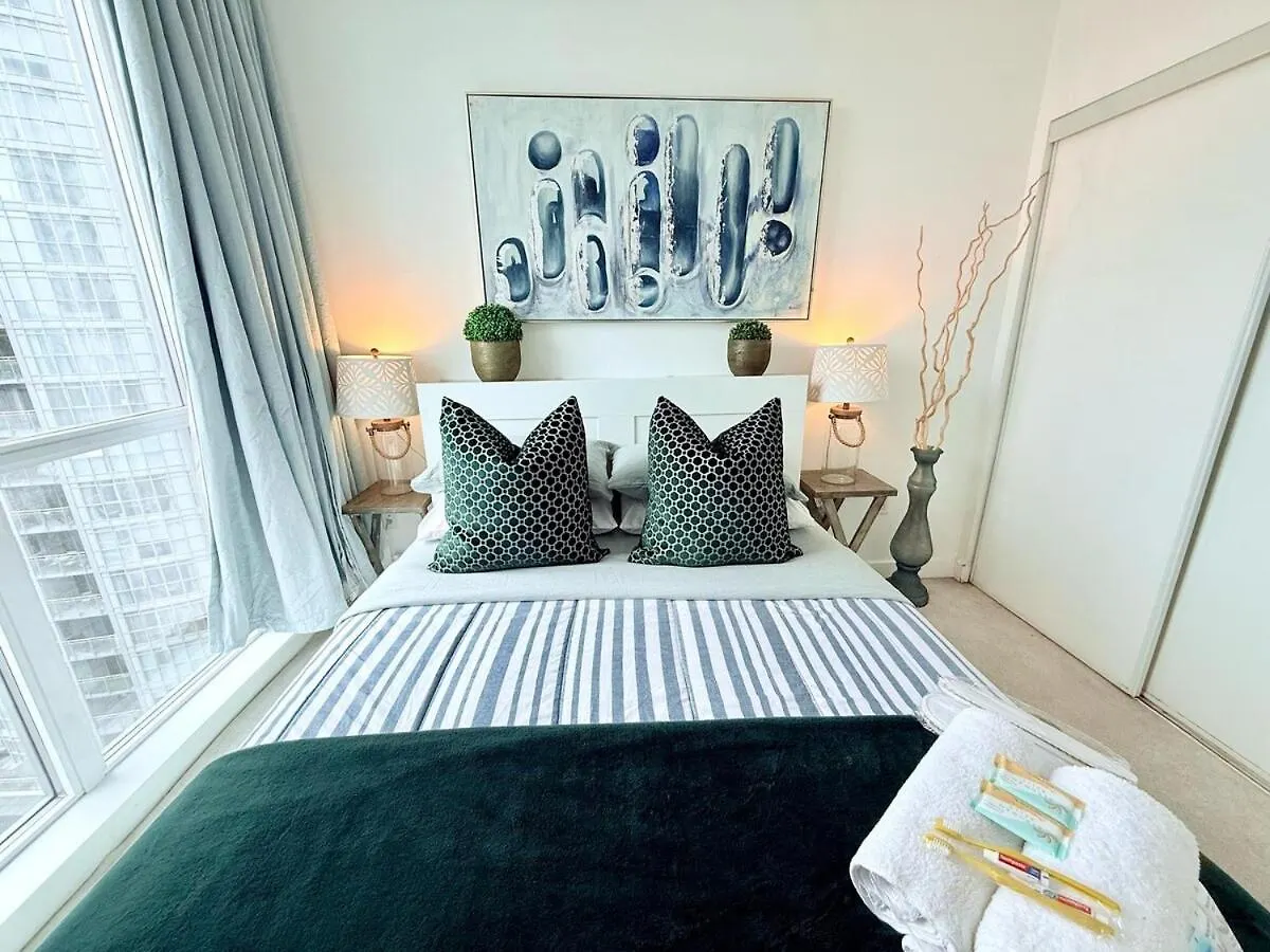 Downtown 1Br Apartment Near Cn Tower -Free Parking Toronto 0*,  Canada