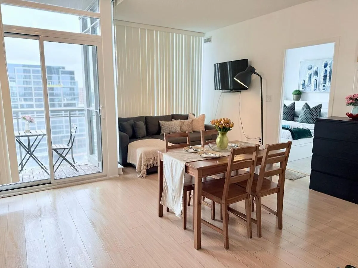 Downtown 1Br Apartment Near Cn Tower -Free Parking Toronto 0*,  Canada